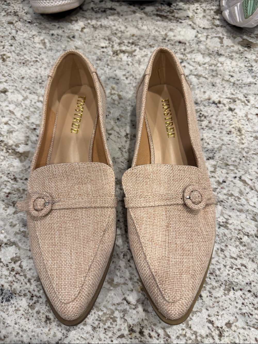 Mossimo Supply Co. Beige Pointed-Toe Textured Loafers